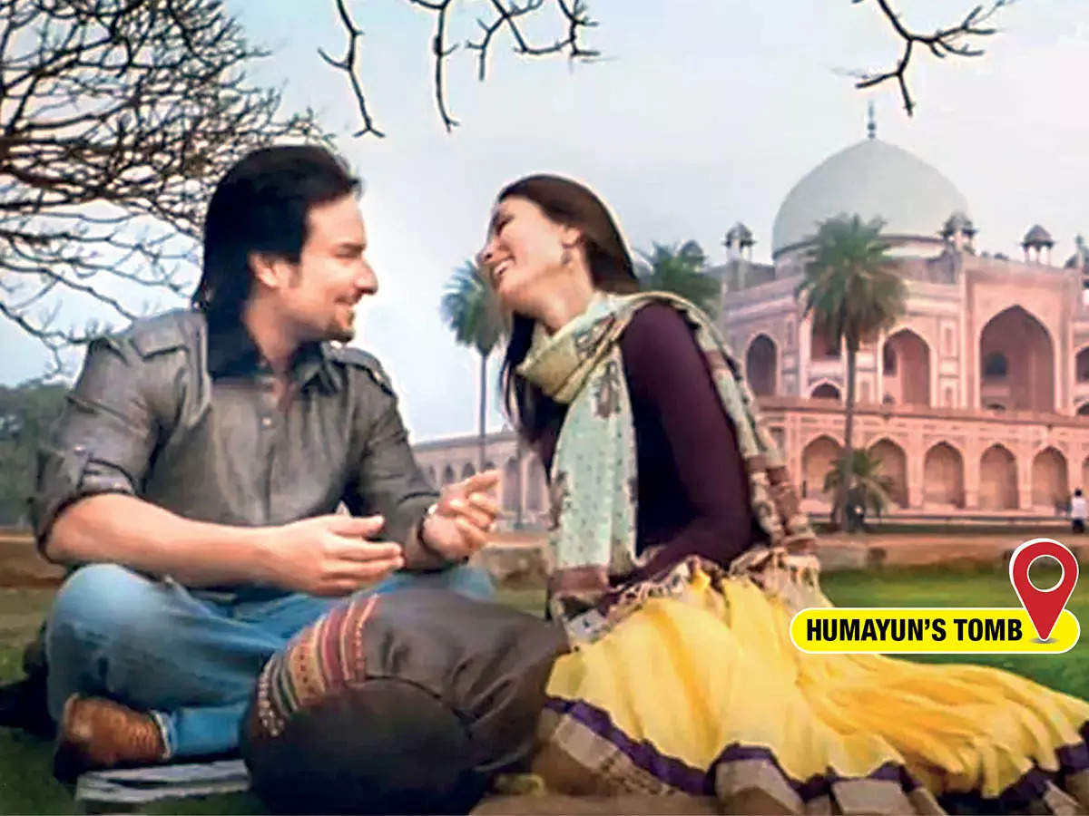 Saif Ali Khan and Kareena Kapoor Khan in Kurbaan (2009), with Humayun's Tomb adding to the charm of the scene