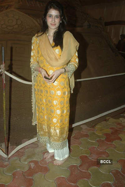 Sagarika at 'Andheri Ka Raja' 