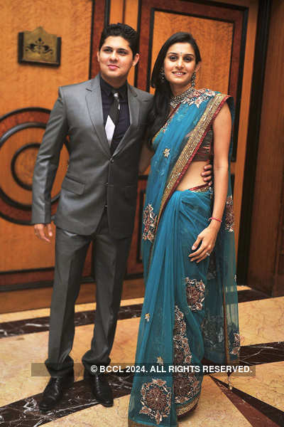 Stars @ Gaurav & Sonali's reception