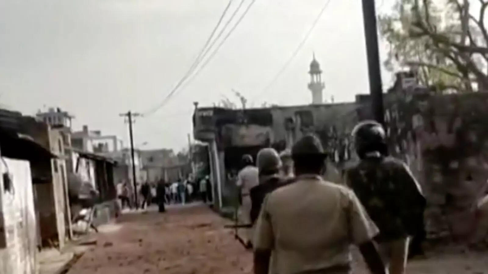 Rajasthan: 2 policemen, 3 civilians injured after clash breaks out ...
