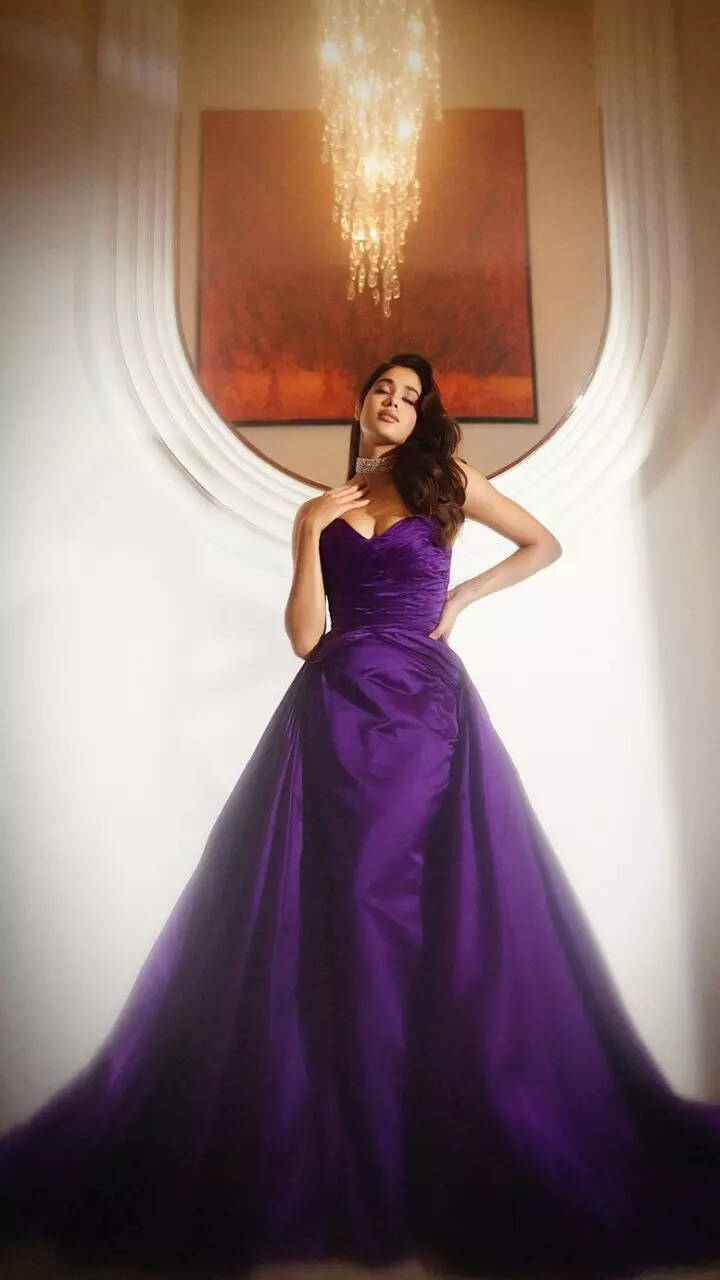 Janhvi Kapoor's extensive looks stunning in gowns