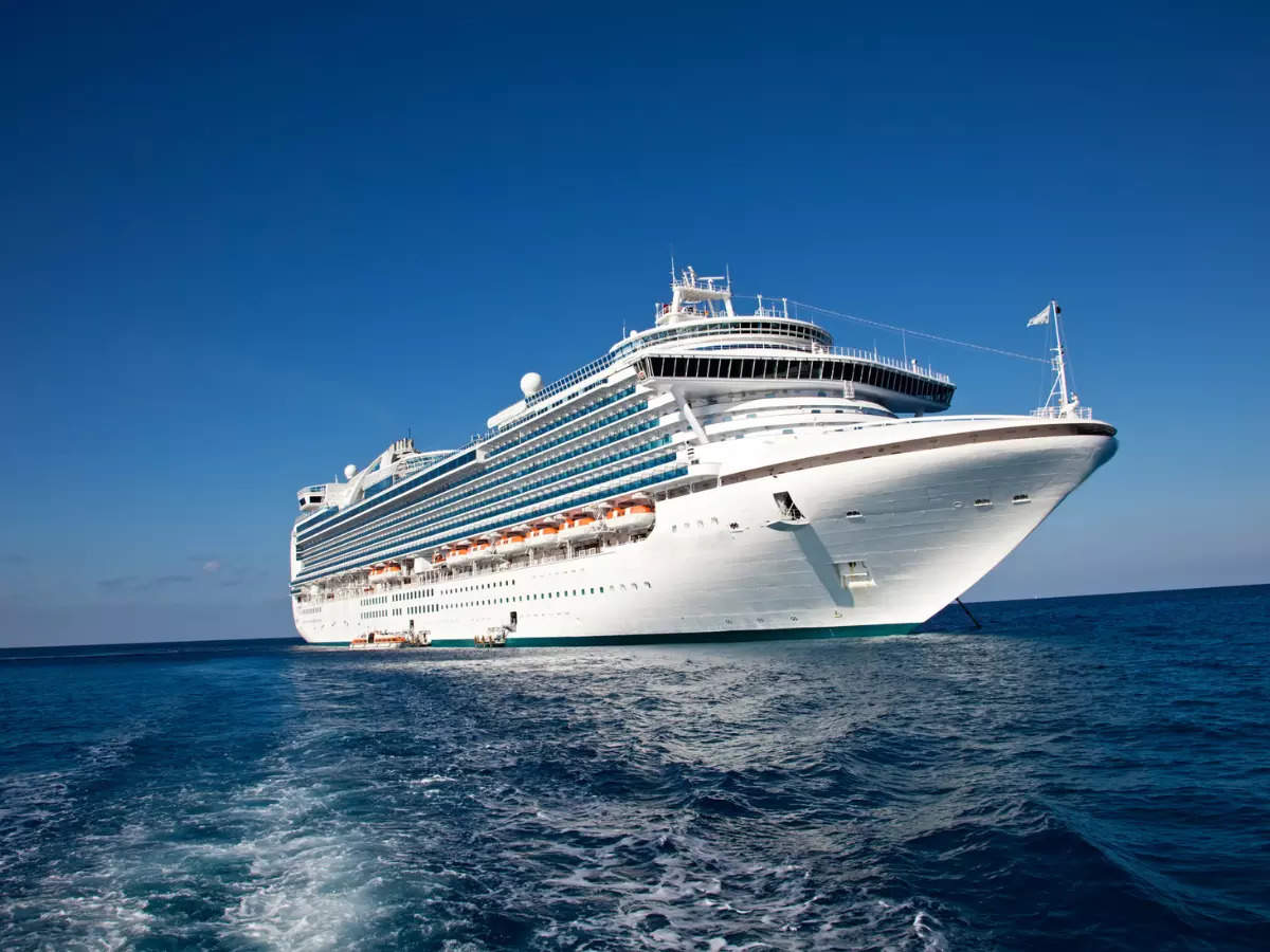 Man spends a hefty INR 17 lakh for world cruise, but is left