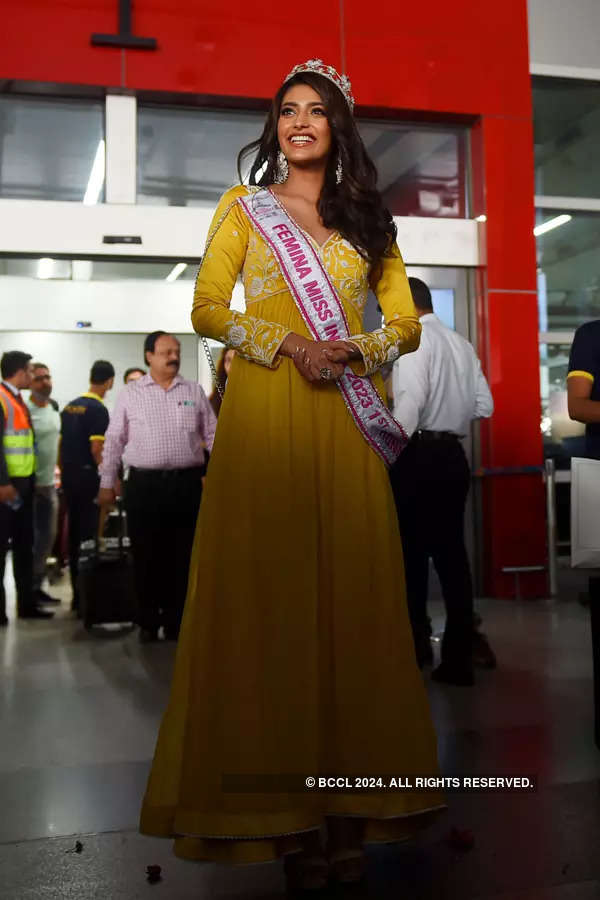 Femina Miss India 2023 1st runner-up Shreya Poonja’s homecoming ceremony
