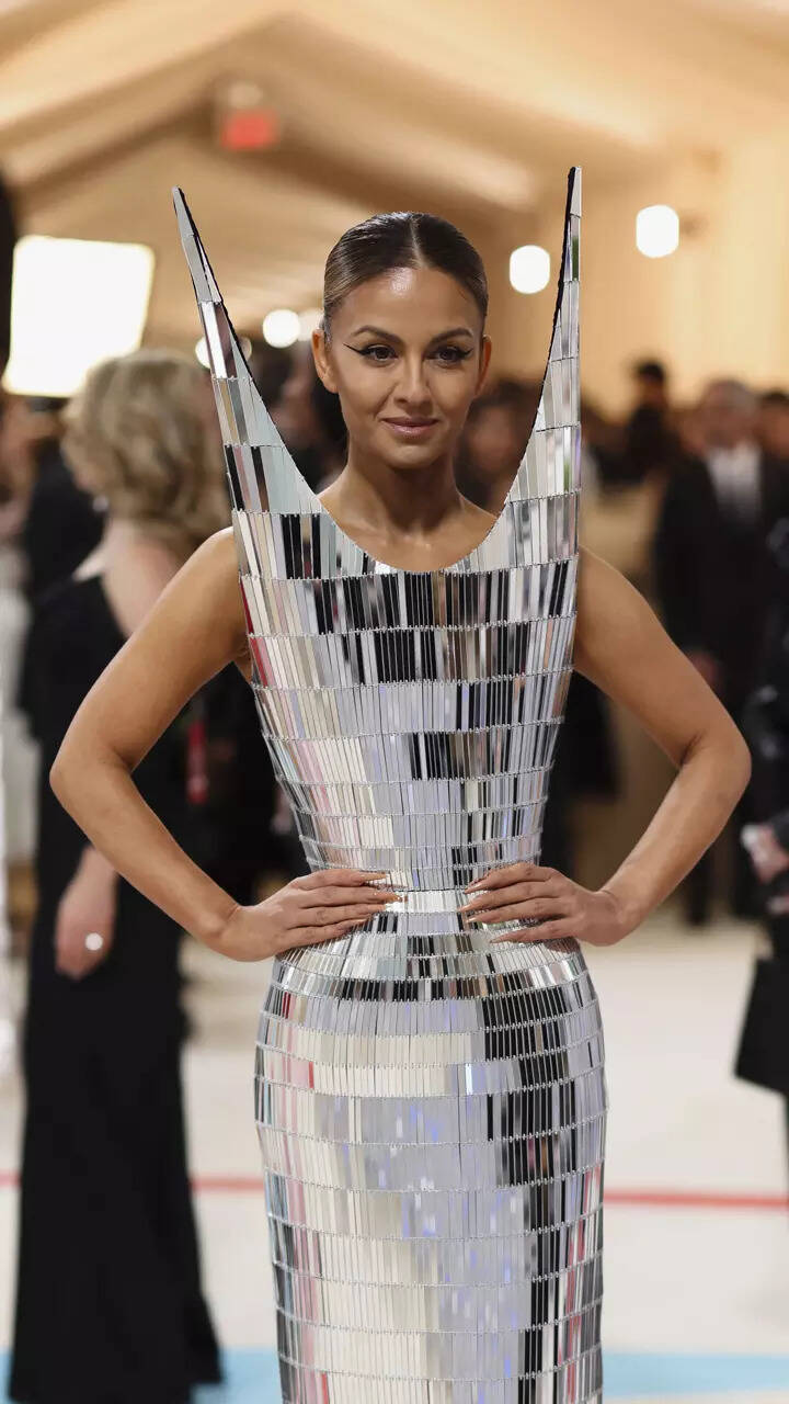 Maison Schiaparelli Gown