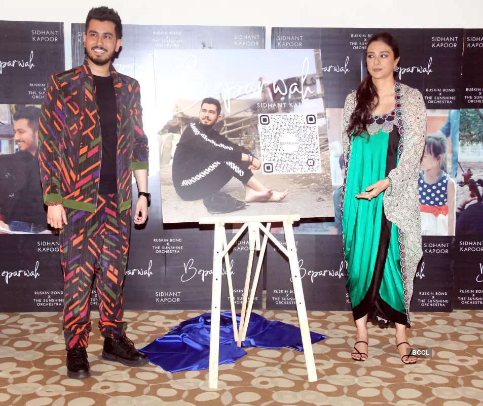 Tabu launches Sidhant Kapoor's first single 'Beparwah'