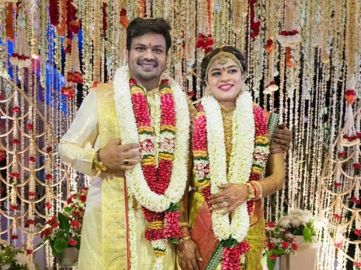 Bhuma mounika reddy first marriage