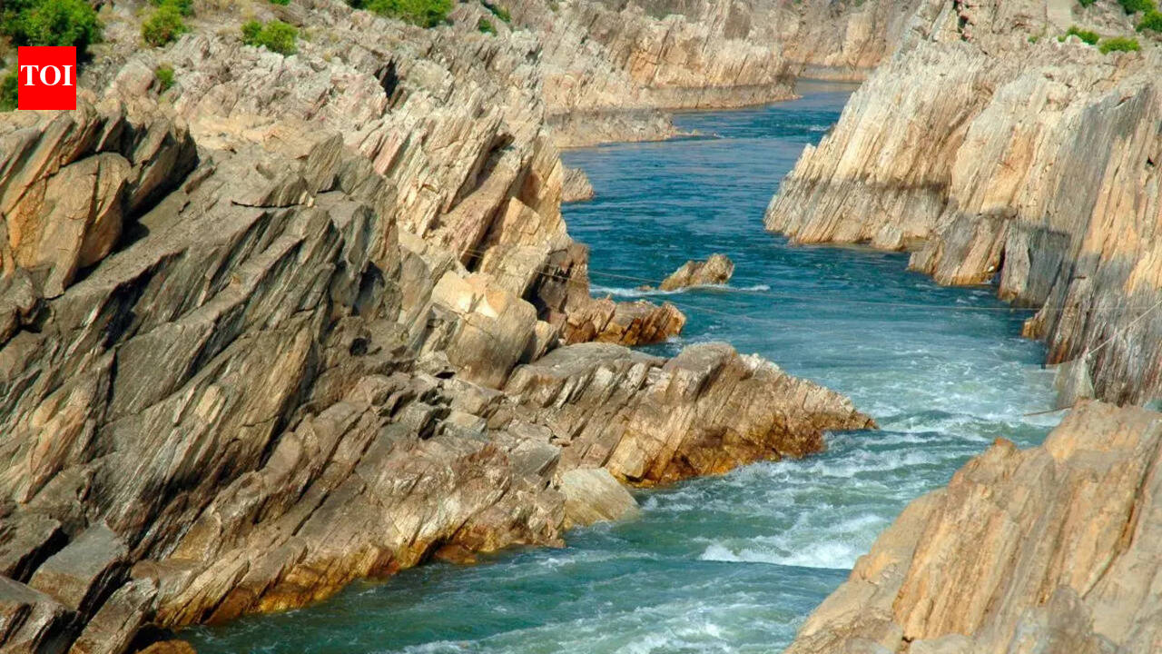 Starting Of Narmada River