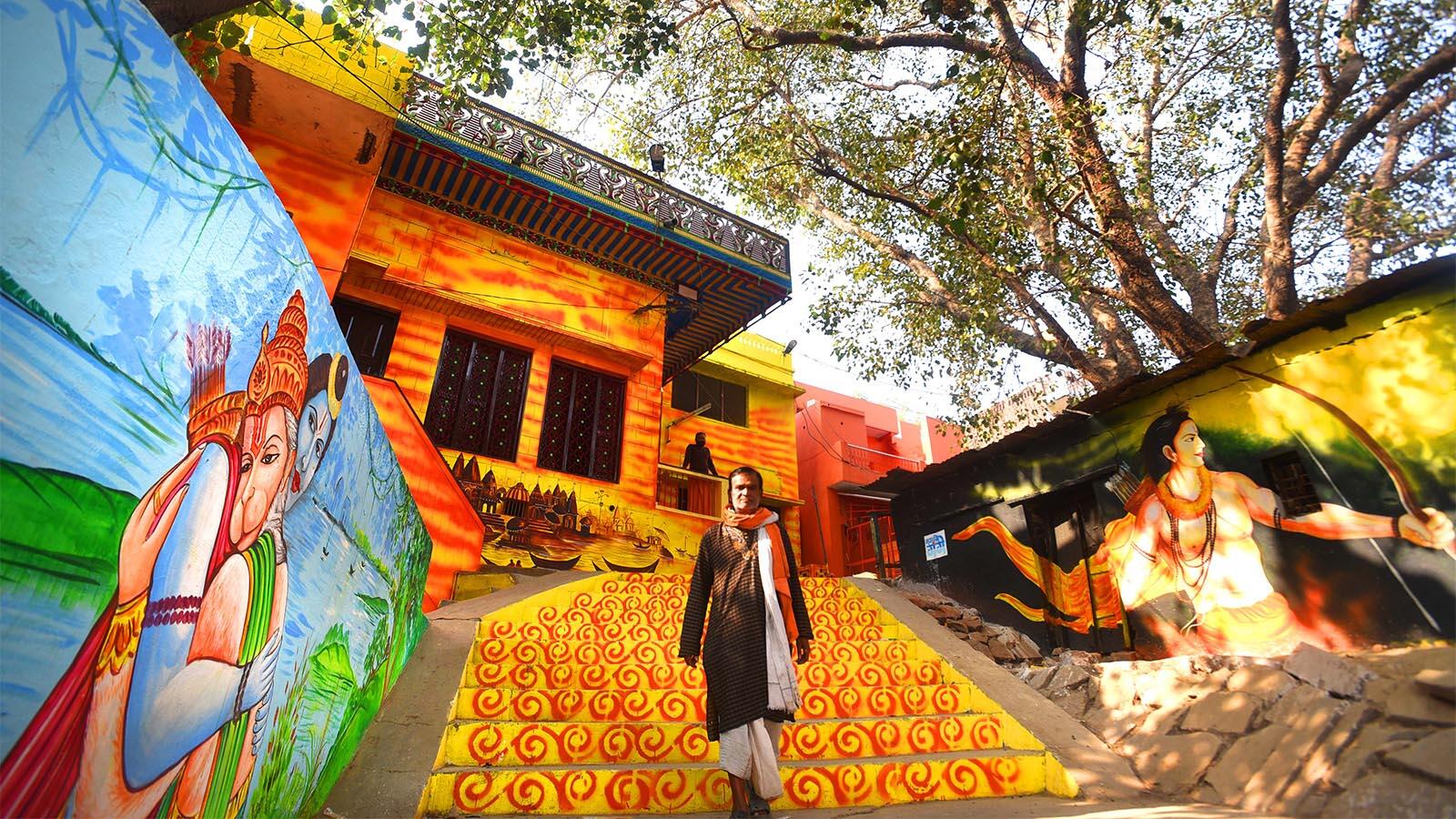 A priest outside a temple at Ram ghat