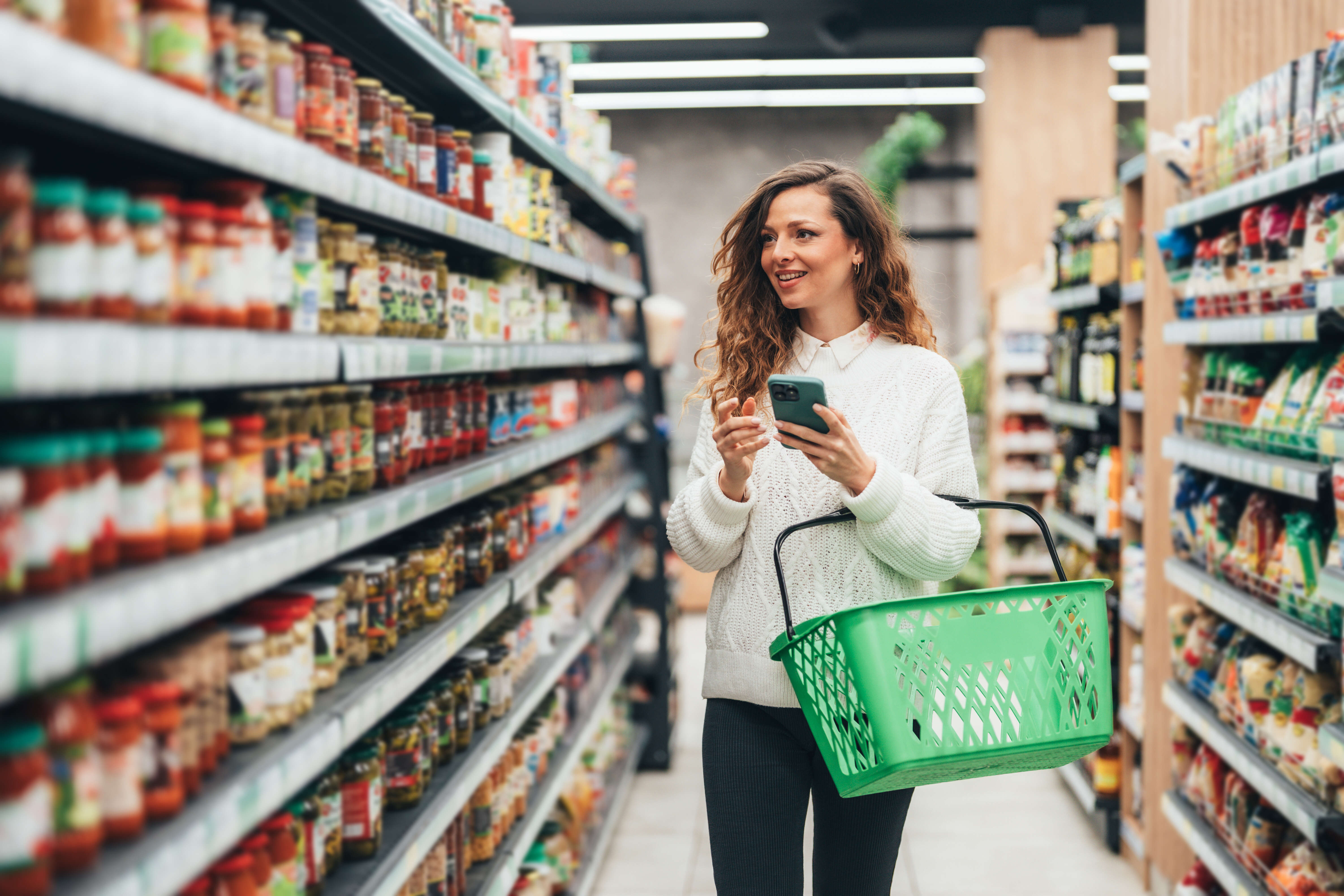 America’s richest spend more on groceries and shop more often, survey finds