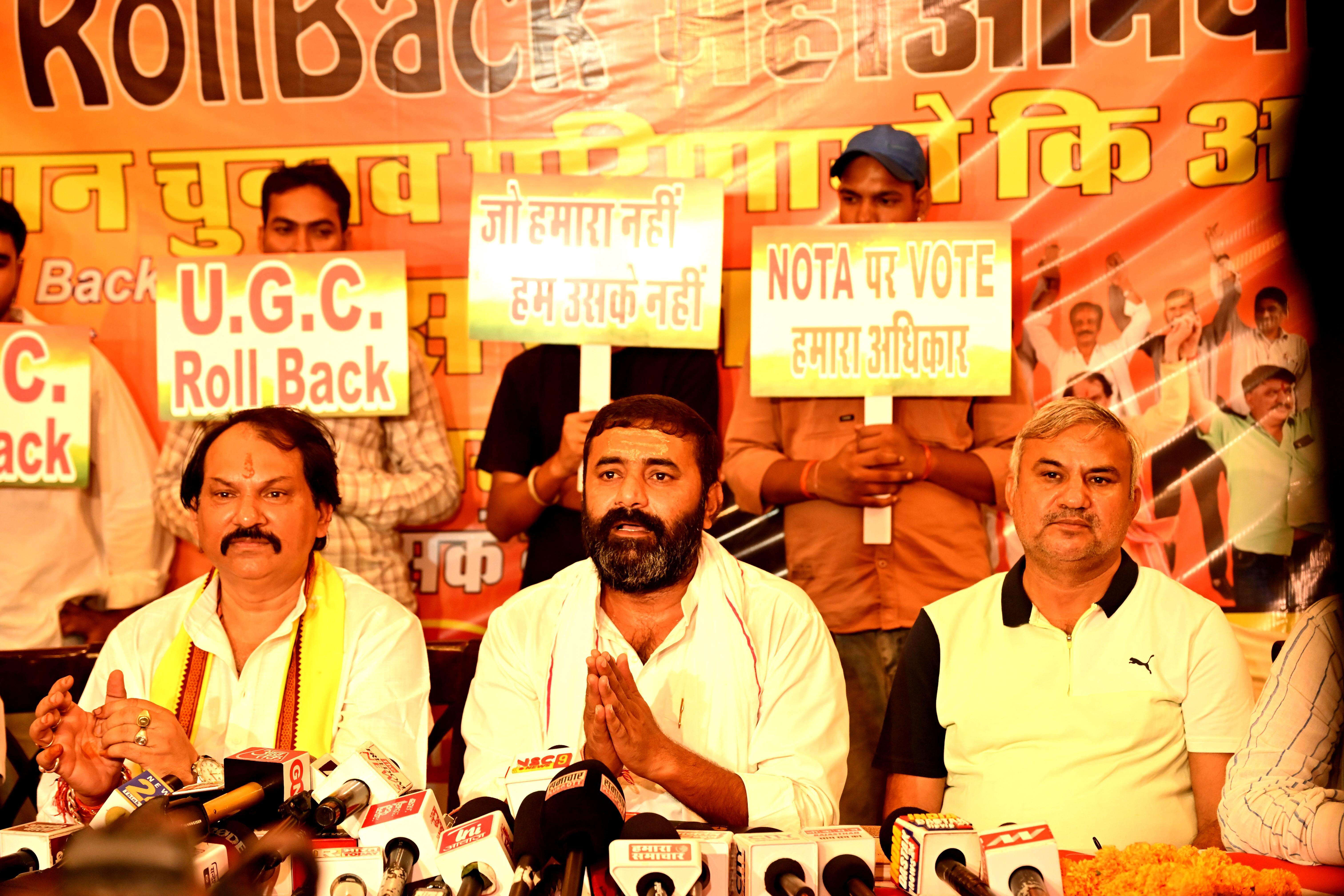 Shri Rajput Karni Sena president Mahipal Singh Makrana addressing media on Tuesday (4).JPG