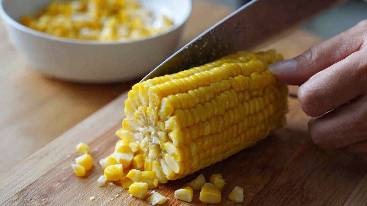 Use a sharp kitchen knife<br>