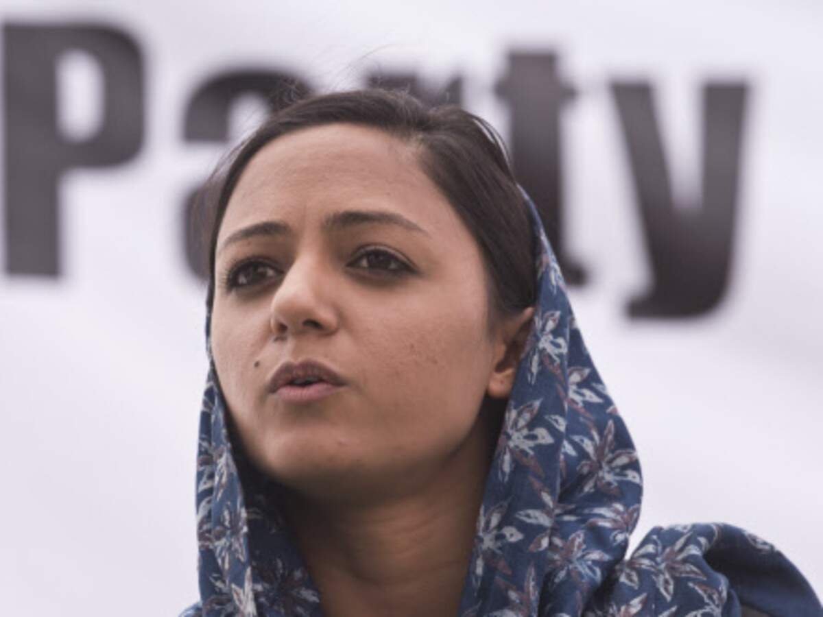 Shehla Riaz Ex-JNU students union leader Shehla Rashid's father alleges life threat ...