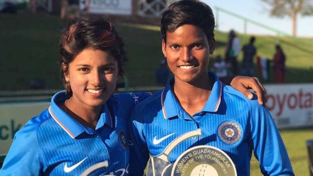 Poonam Yadav with Deepti Sharma<br>
