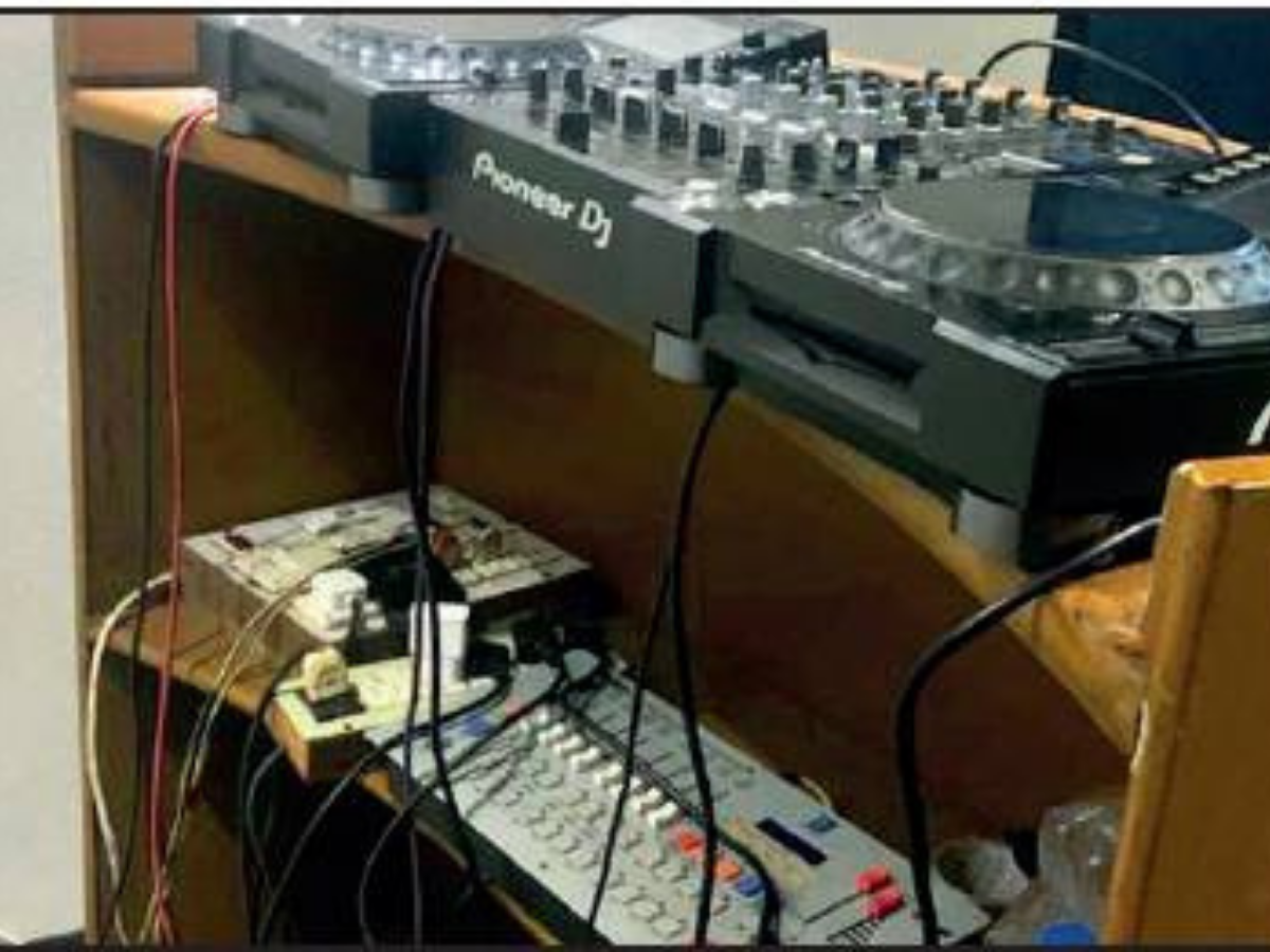 <p>A DJ console seized from the parties<br></p>