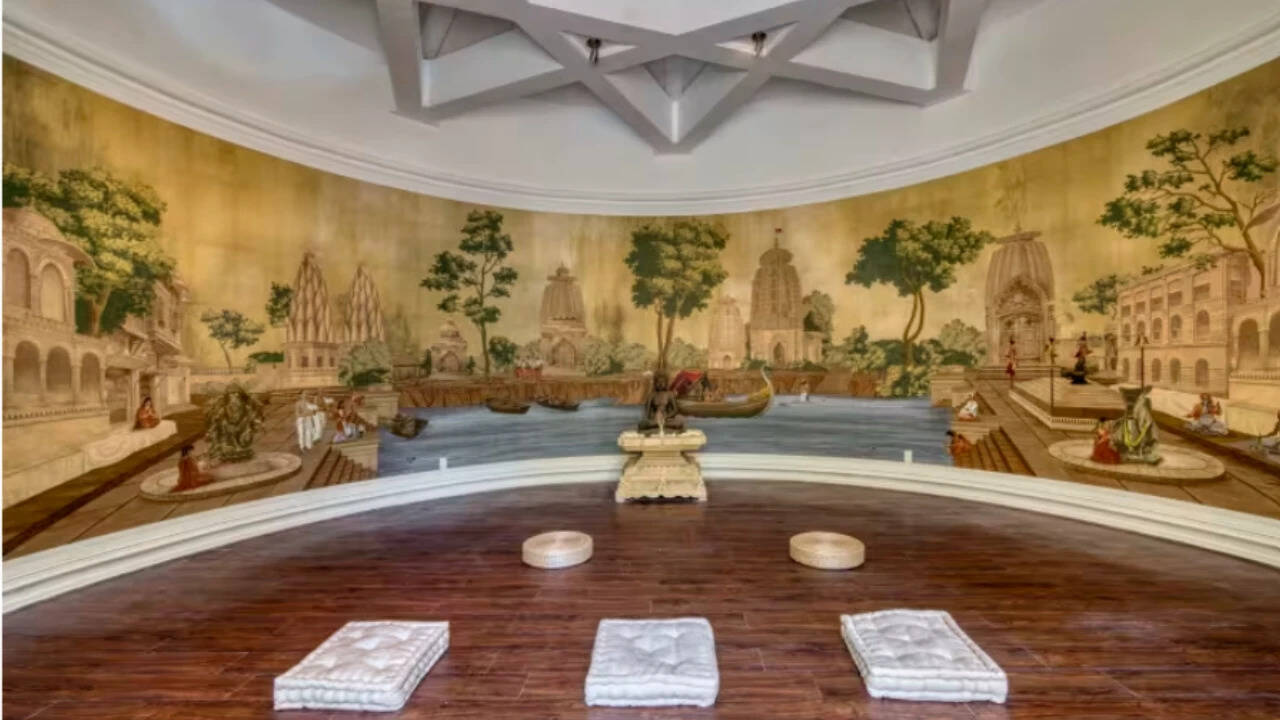 The Buddhist temple is one of the most distinctive parts of the property, with 500-year-old doors and walls covered with murals.