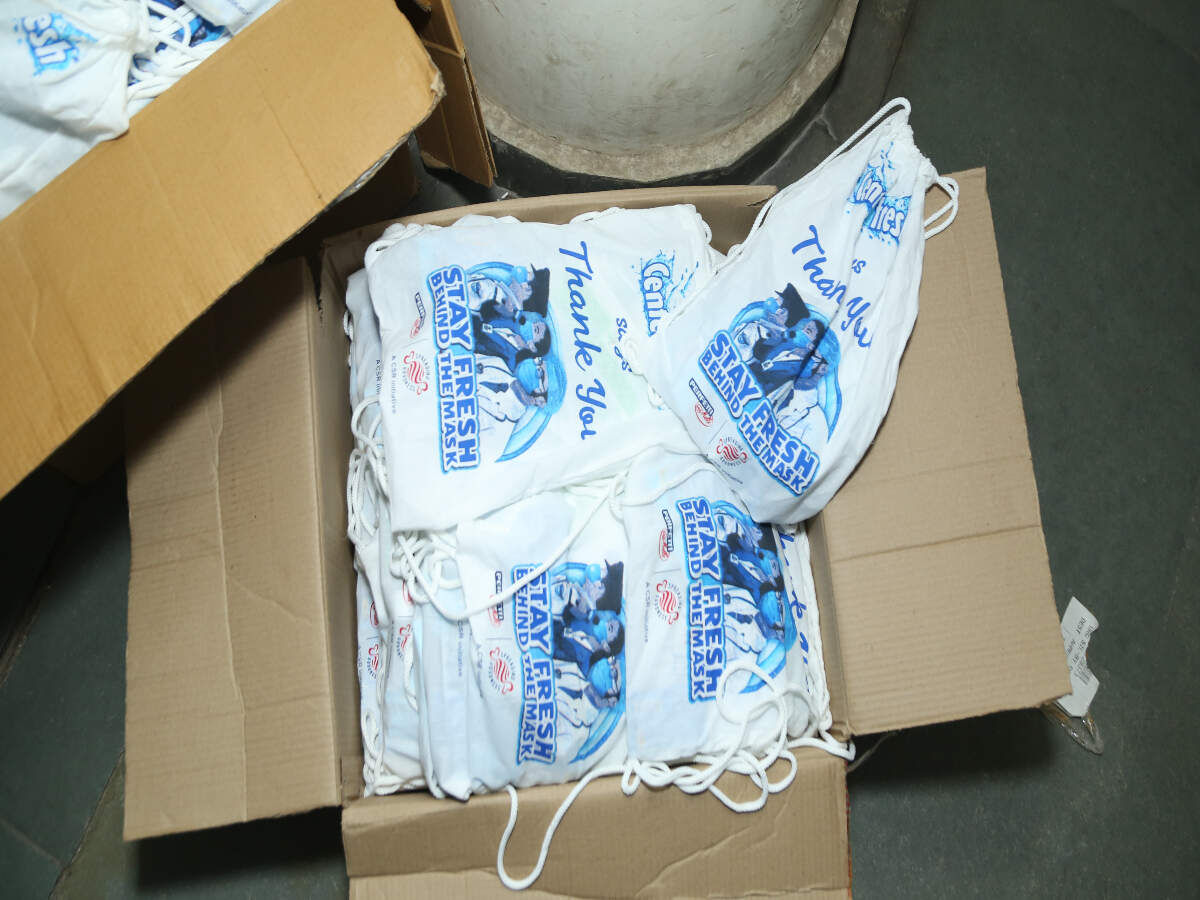 As a marker of gratitude, over 300 kits were distributed to front-line workers of the city