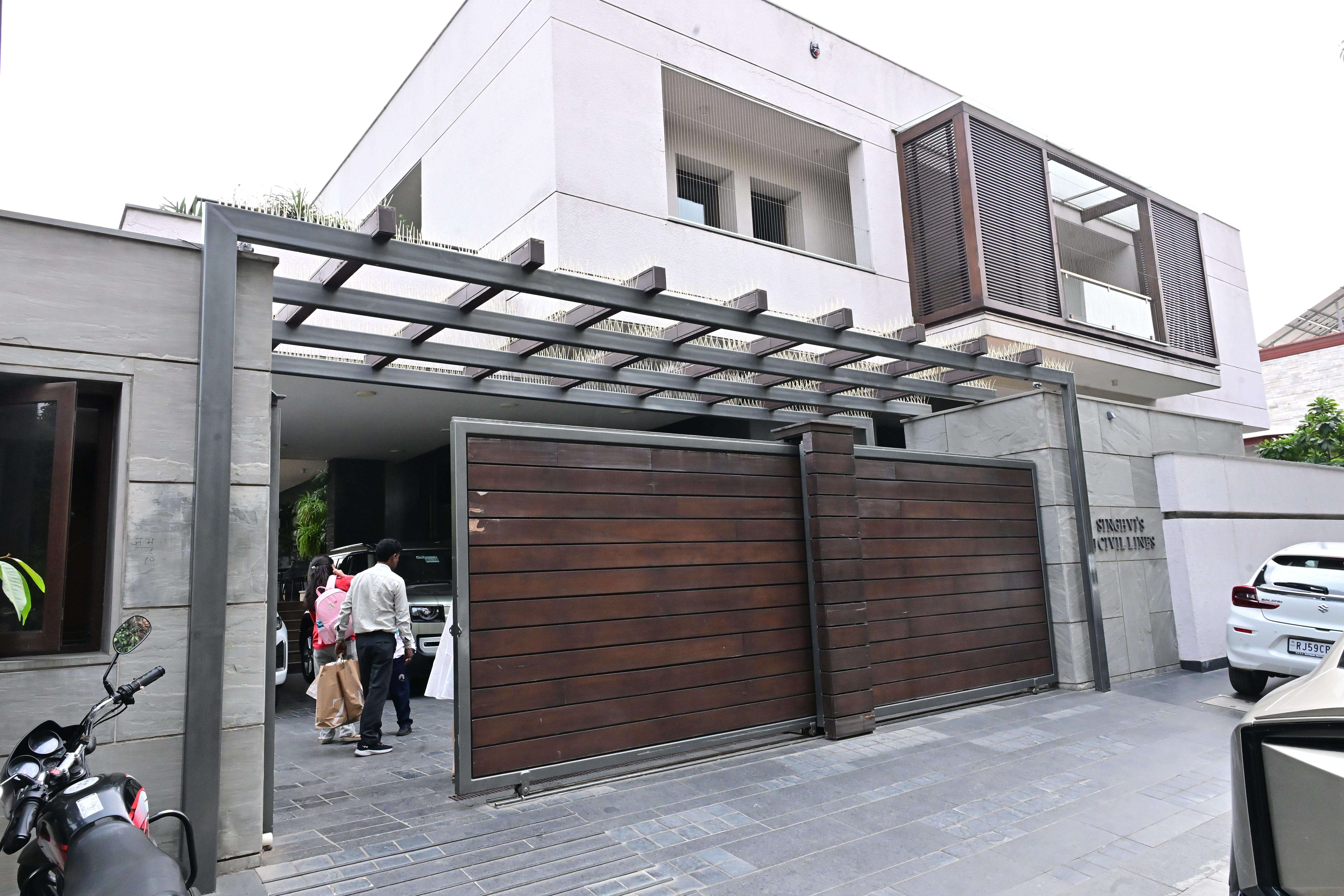 Theft at MLA Pratap Singh Singhvi’s residence at the Civil Lines (2).JPG