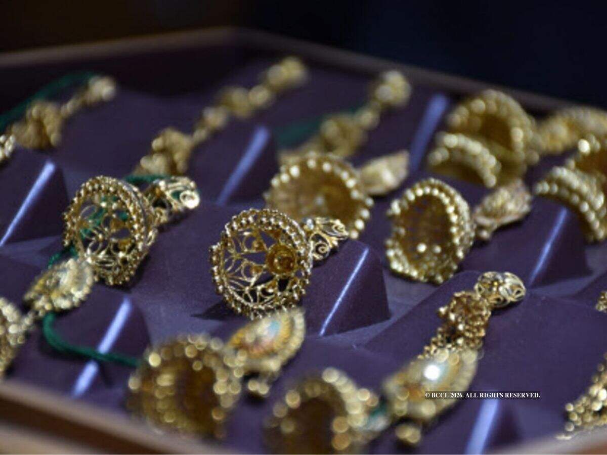 Gold ornaments worth over Rs 36 crore stolen from jewellery store in ...