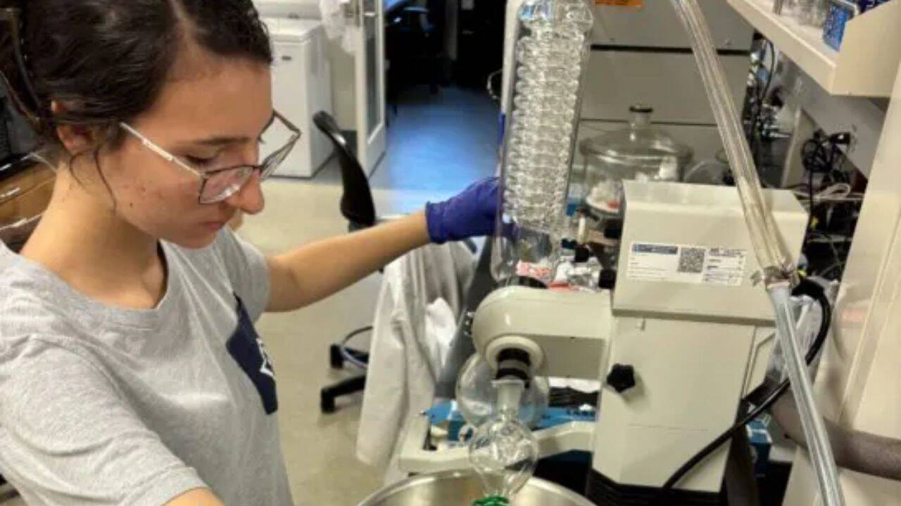 How Isabel Garcia found 3 coral bacteria that could block cholera-causing bacteria
