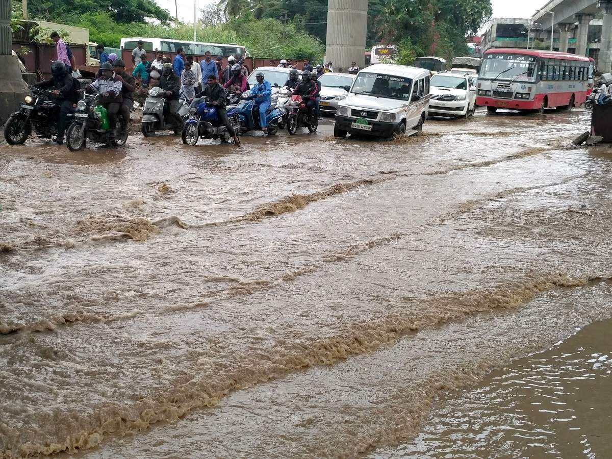 Karnataka, Maharashtra To Discuss Steps To Control Flood Situation