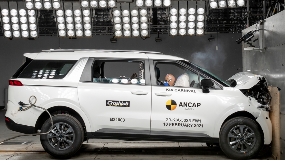 Kia Carnival crash test rating 4thgen Kia Carnival awarded 5star in