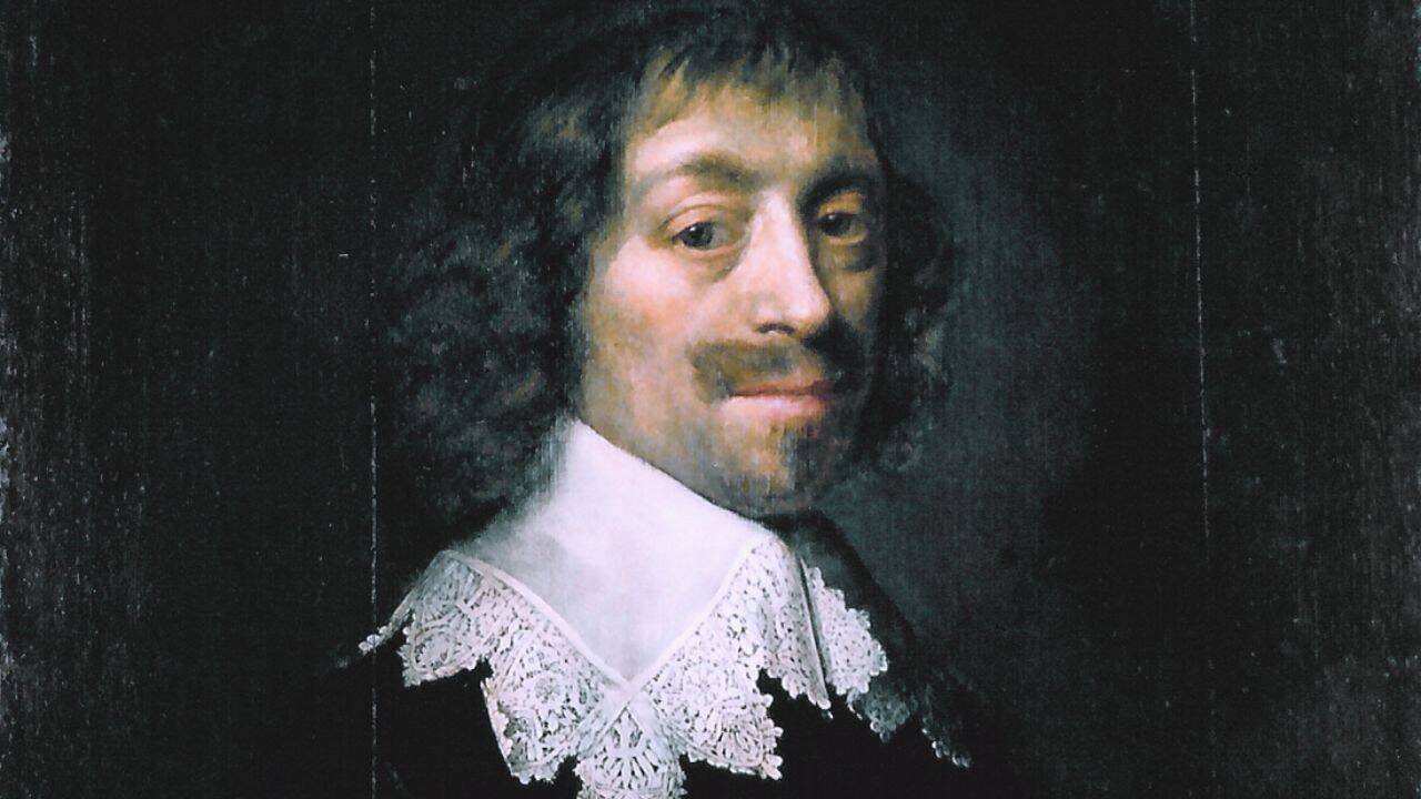 How did scientists recreate a 17th-century perfume linked to Huygens' mother