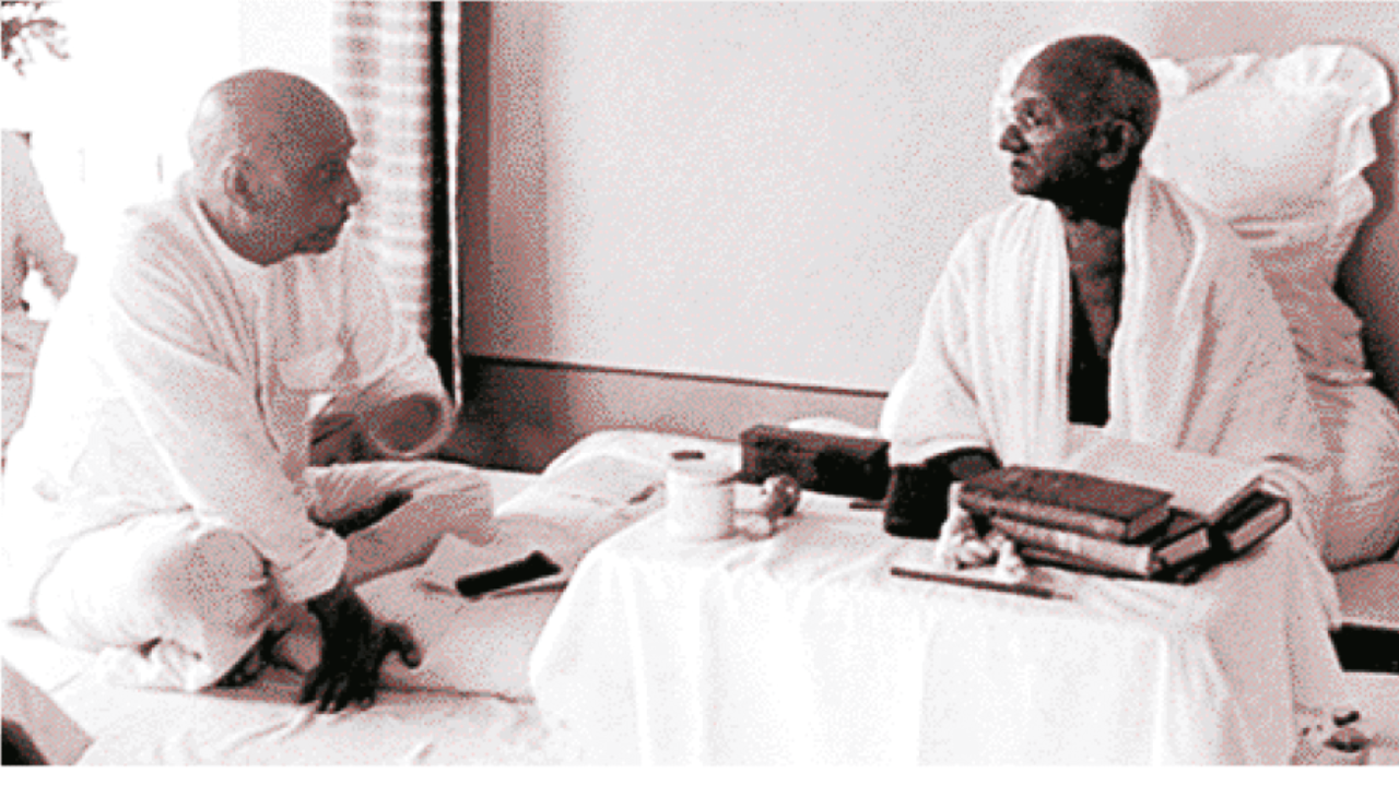 Mahatma Gandhi with Sardar Patel