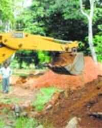 Digging before the court decides