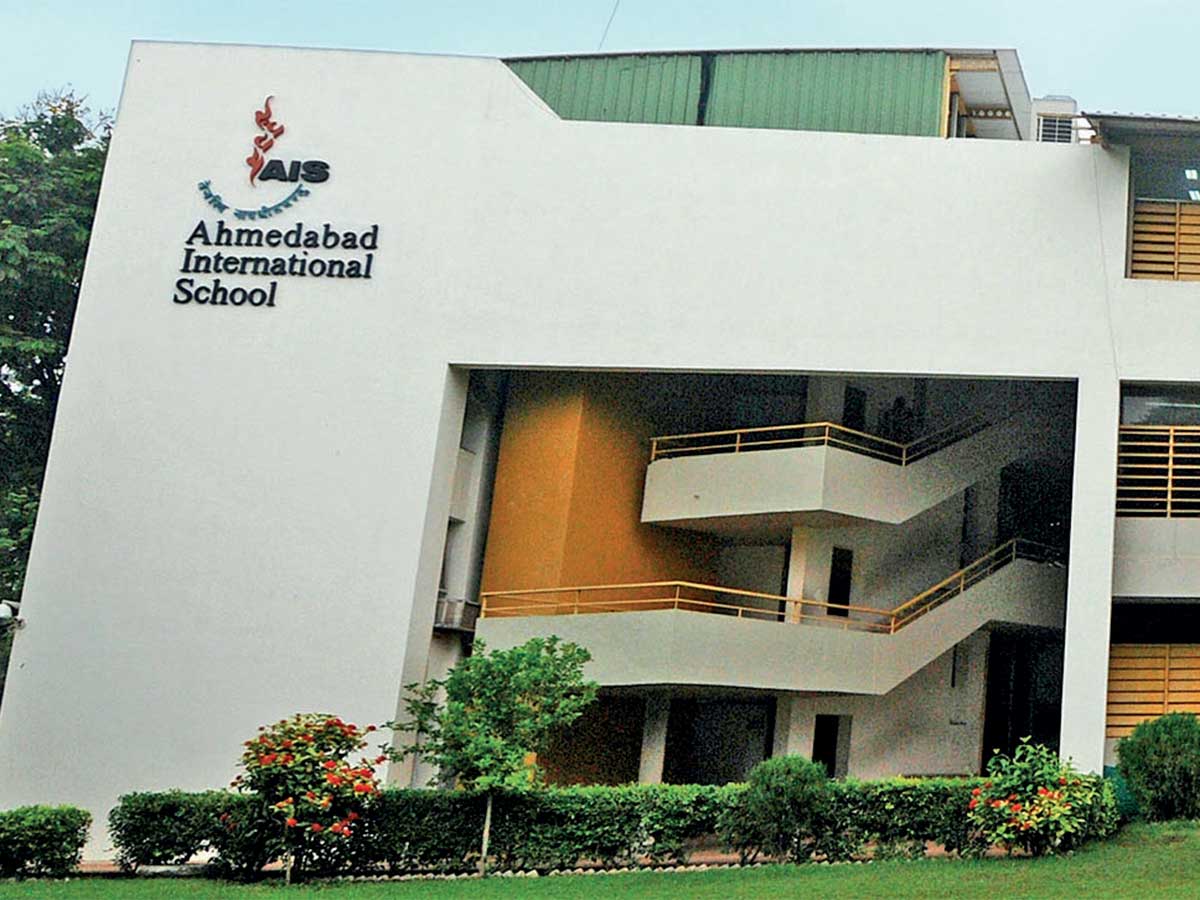 Ahmedabad International School Keep status quo of past 2 yrs FRC to AIS