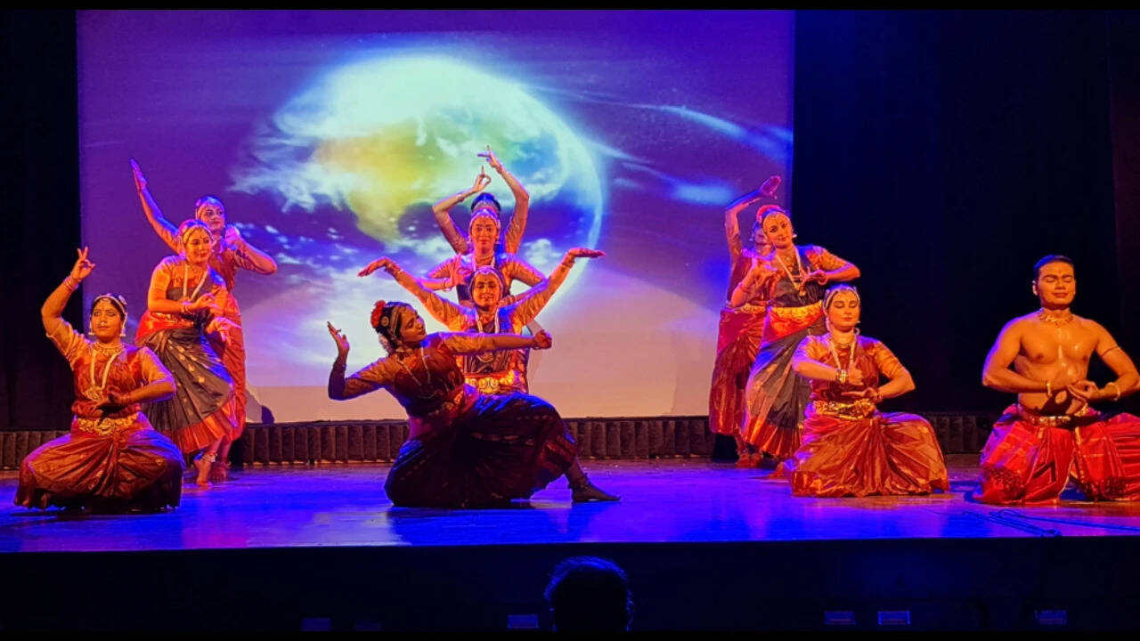The second presentation, <em>Sarve Jana Sukhino Bhavanthu</em>, represented an entirely new artistic vision.​
