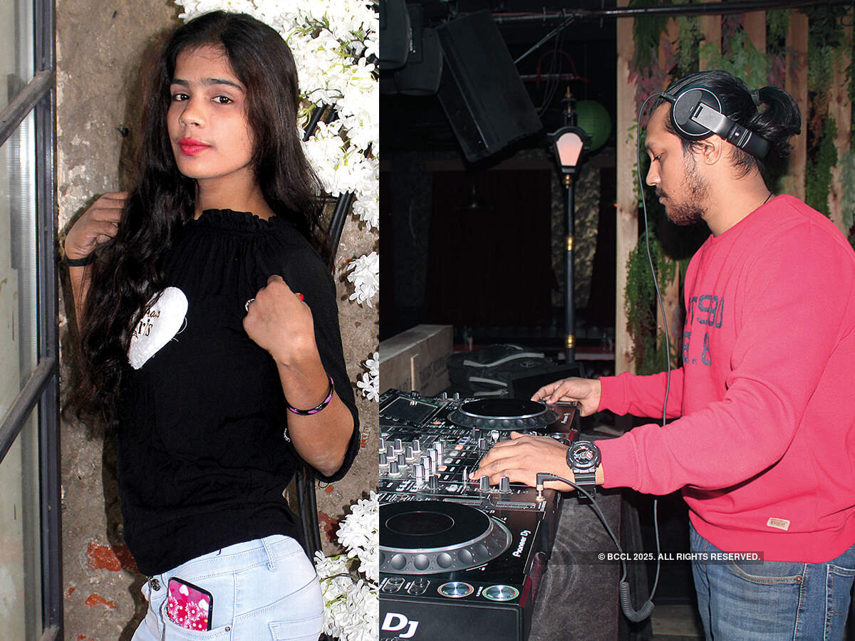 (L) Arshiya (R) Dj Azy (BCCL/ IB Singh)