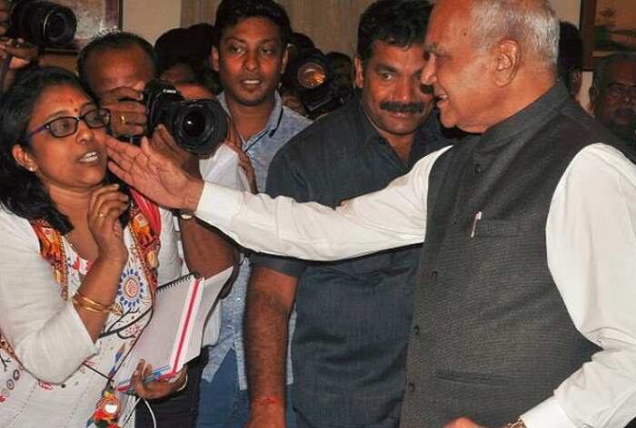 tamil nadu: Tamil Nadu Governor Banwarilal Purohit apologises to woman ...