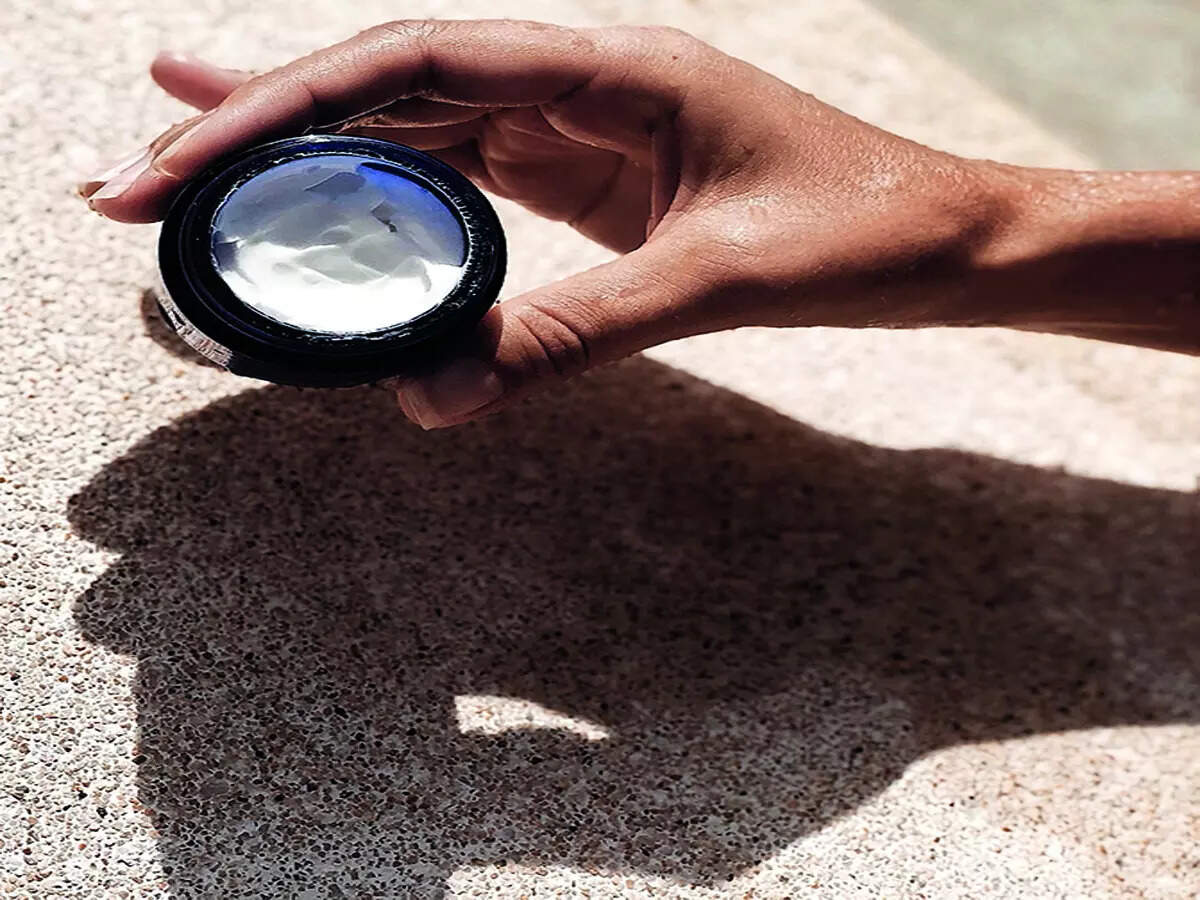 Mirrorlights: Calendula for skin care