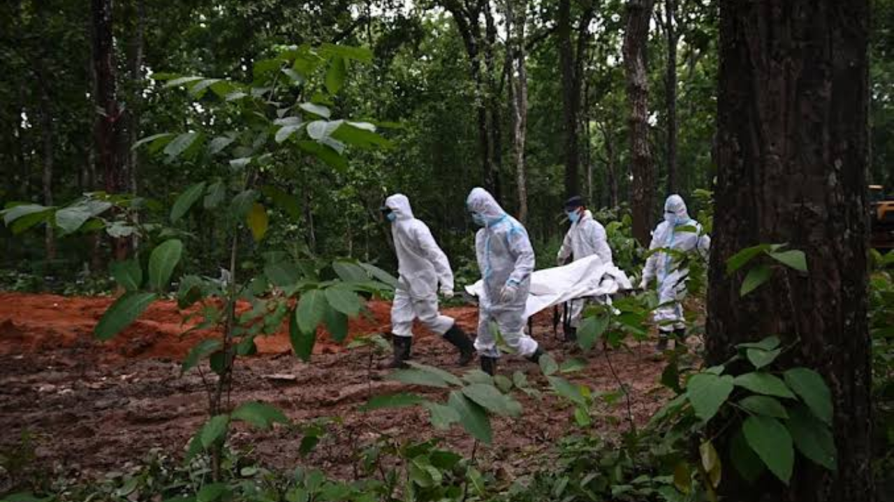 Bodies recovered from the floods were also beginning to decompose, making prolonged storage increasingly difficult.