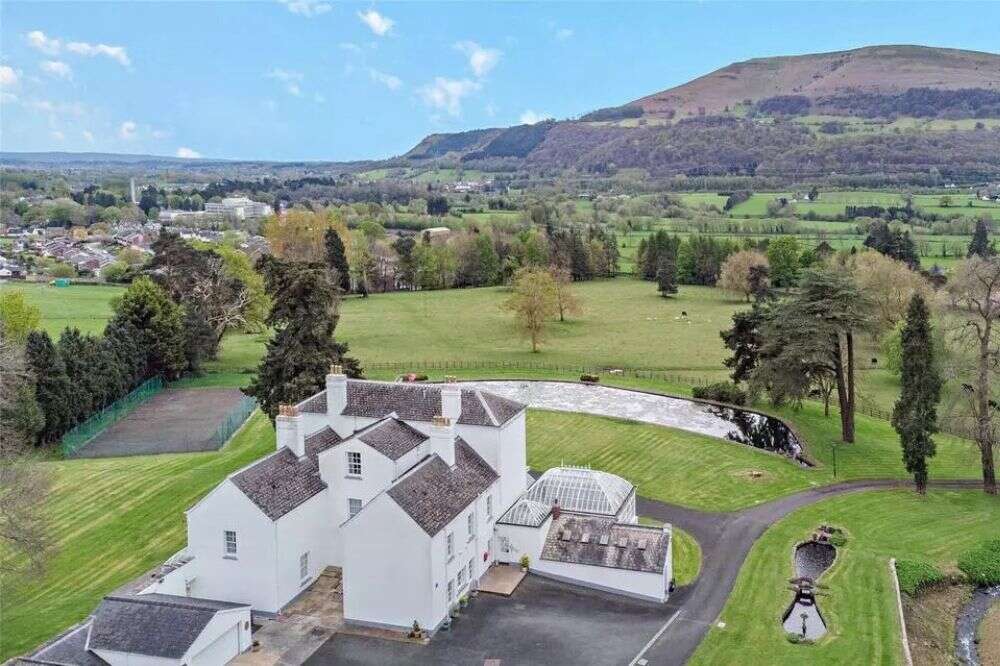 Richard Hammond’s £1.99m Welsh mansion makeover faces a surprising setback after eight protected bat species are found living on the estate.