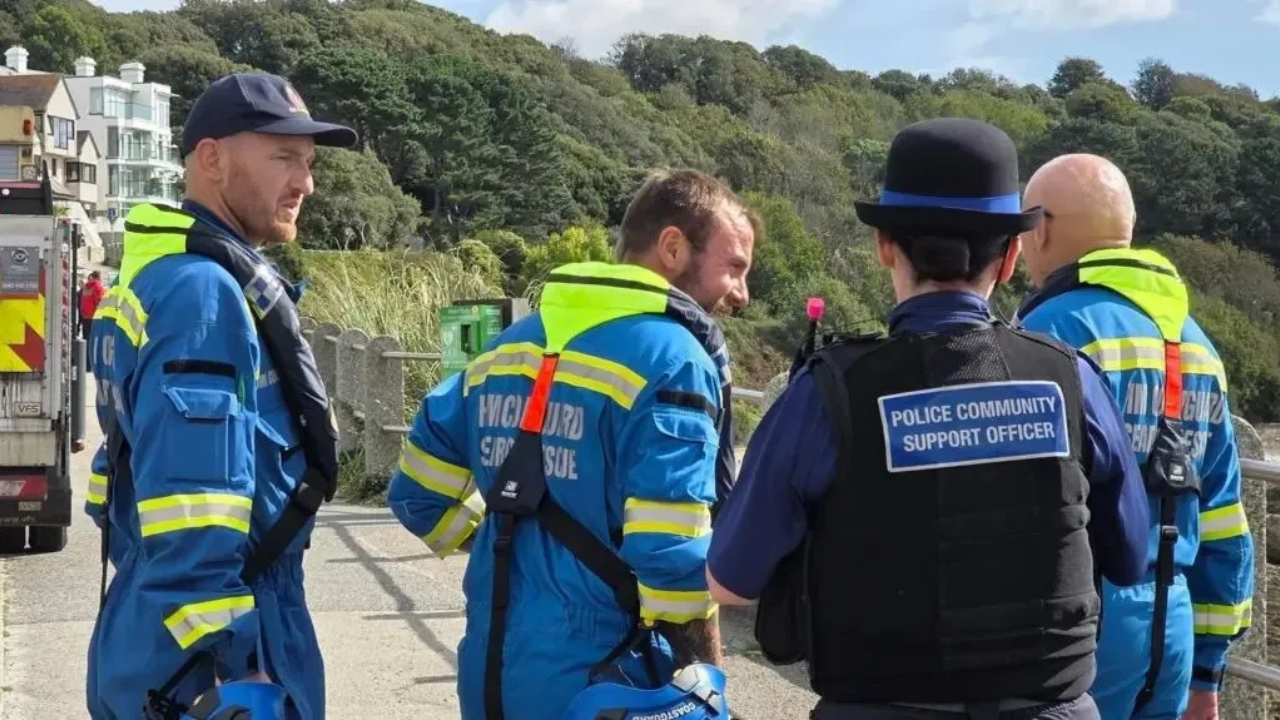 Emergency services were alerted on Monday after the bomb was discovered at the scene (Image: BBC)