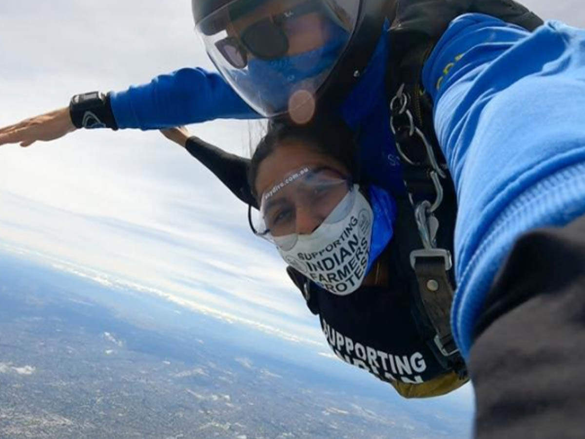 Punjab woman Australia Skydiving: While farmers are protesting in India against farm laws 2020, a woman from Punjab skydived to support farmers protest.
