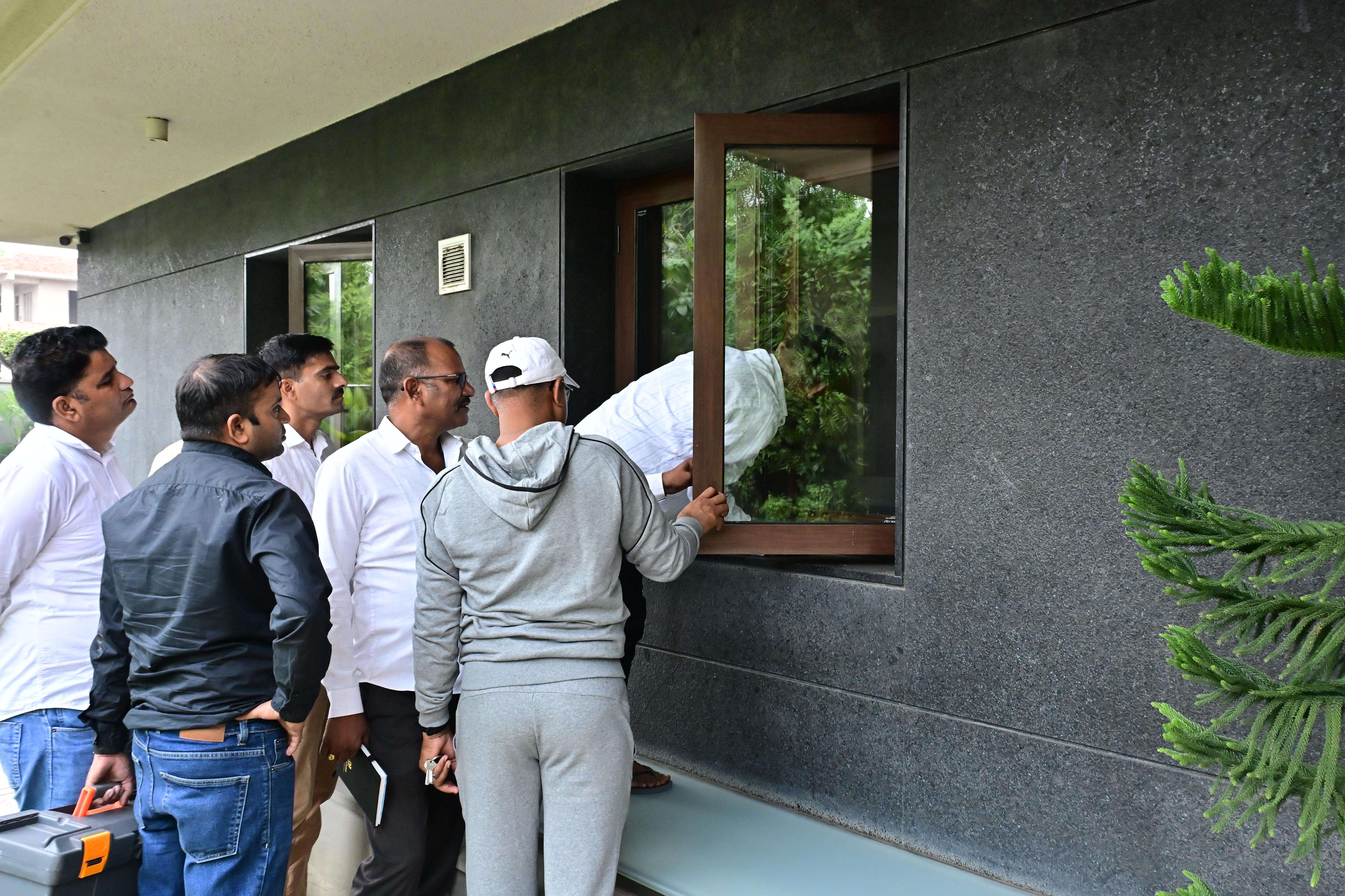 Theft at MLA Pratap Singh Singhvi’s residence at the Civil Lines (5).JPG