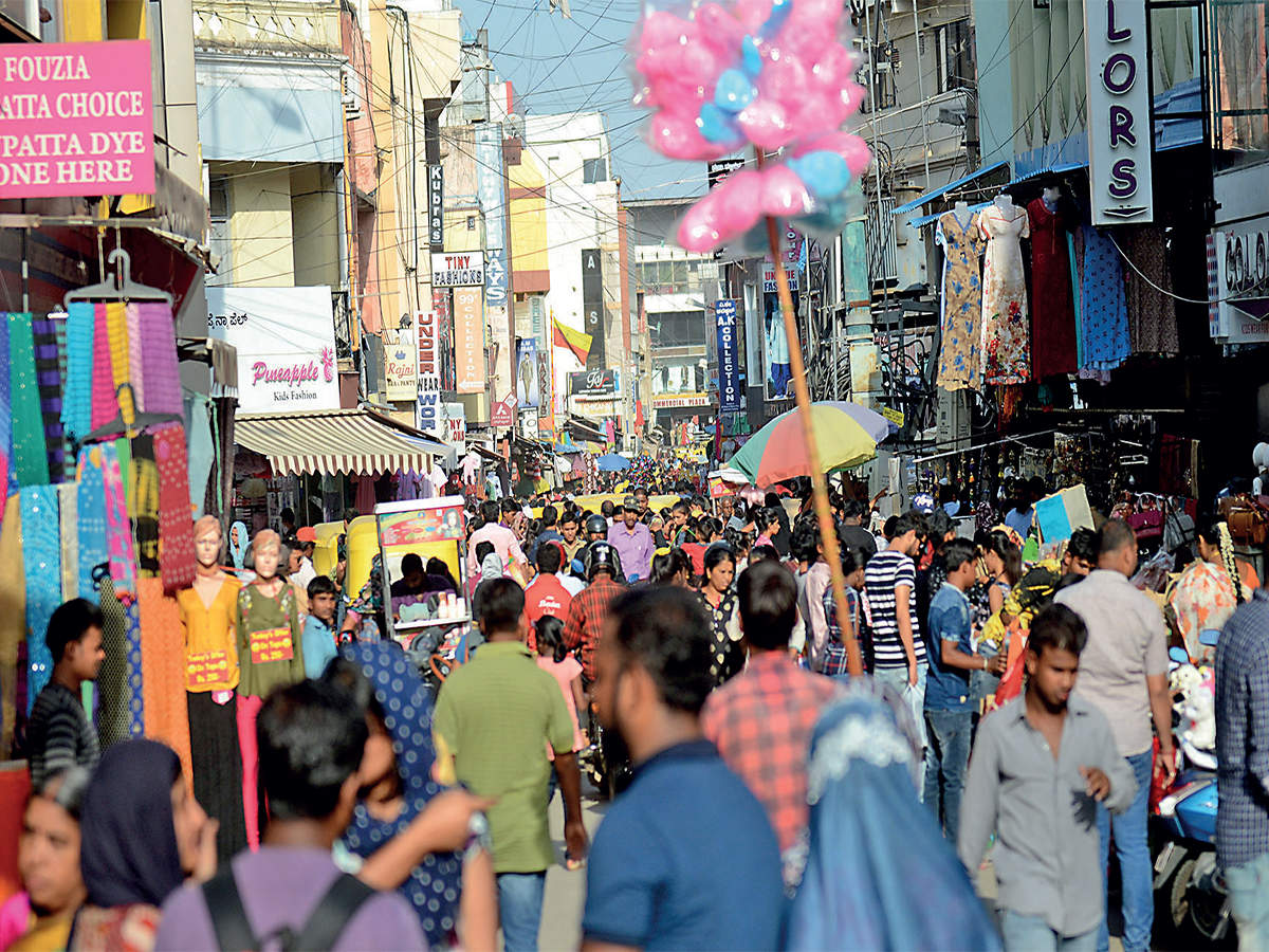Bengaluru Civic Issues: Ibrahim Saheb Street overrun by vendors who say ...