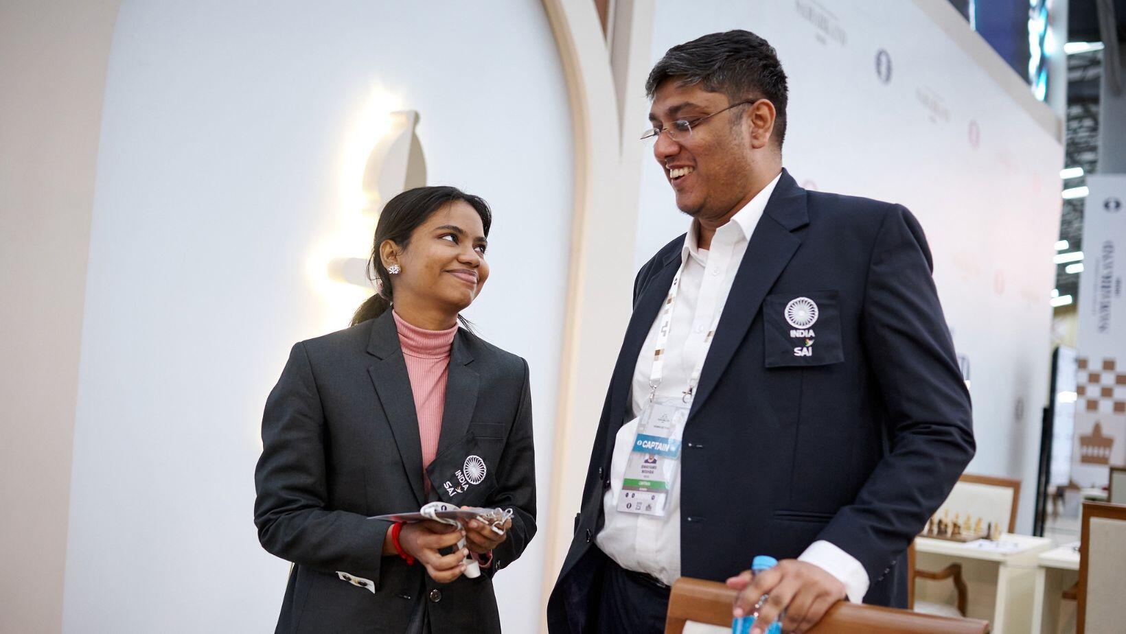 Swayams Mishra with Savitha Shri at Samarkand Olympiad (FIDE Photo)