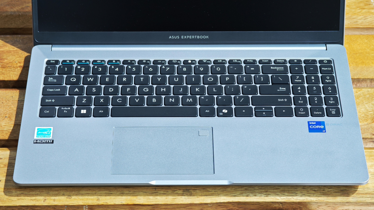The ExpertBook P1 has a full size keyboard, complete with numlock