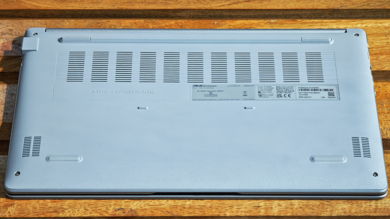 The bottom cover is easily openable, in case some in-house fixes are needed to be done