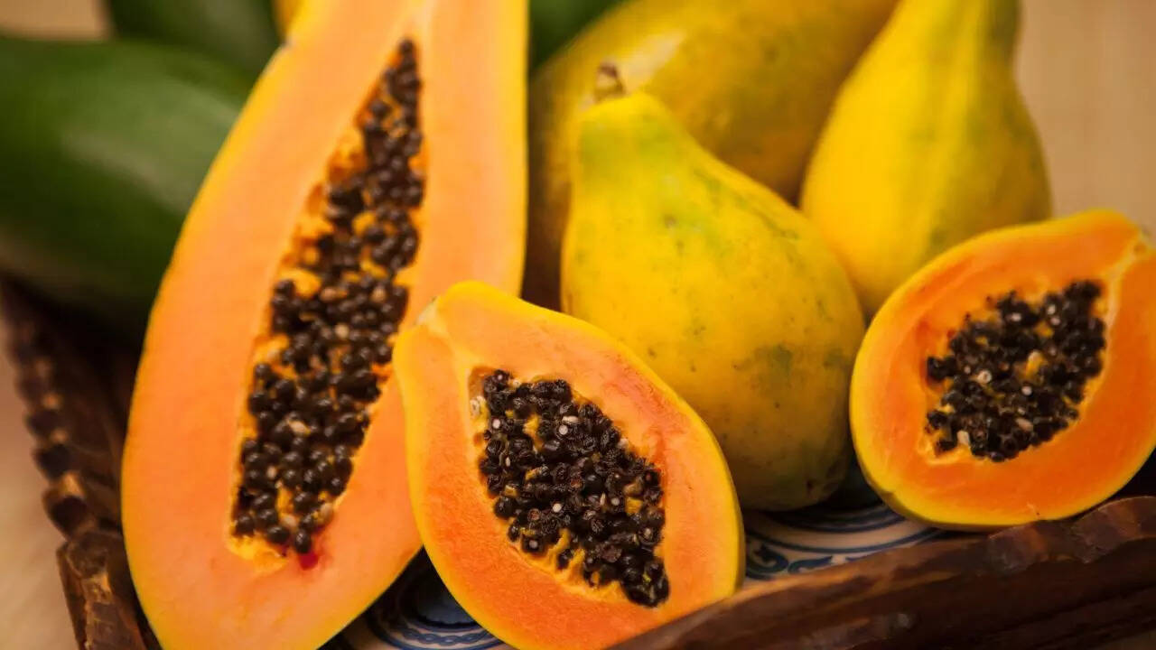 5 people who should avoid eating papayas