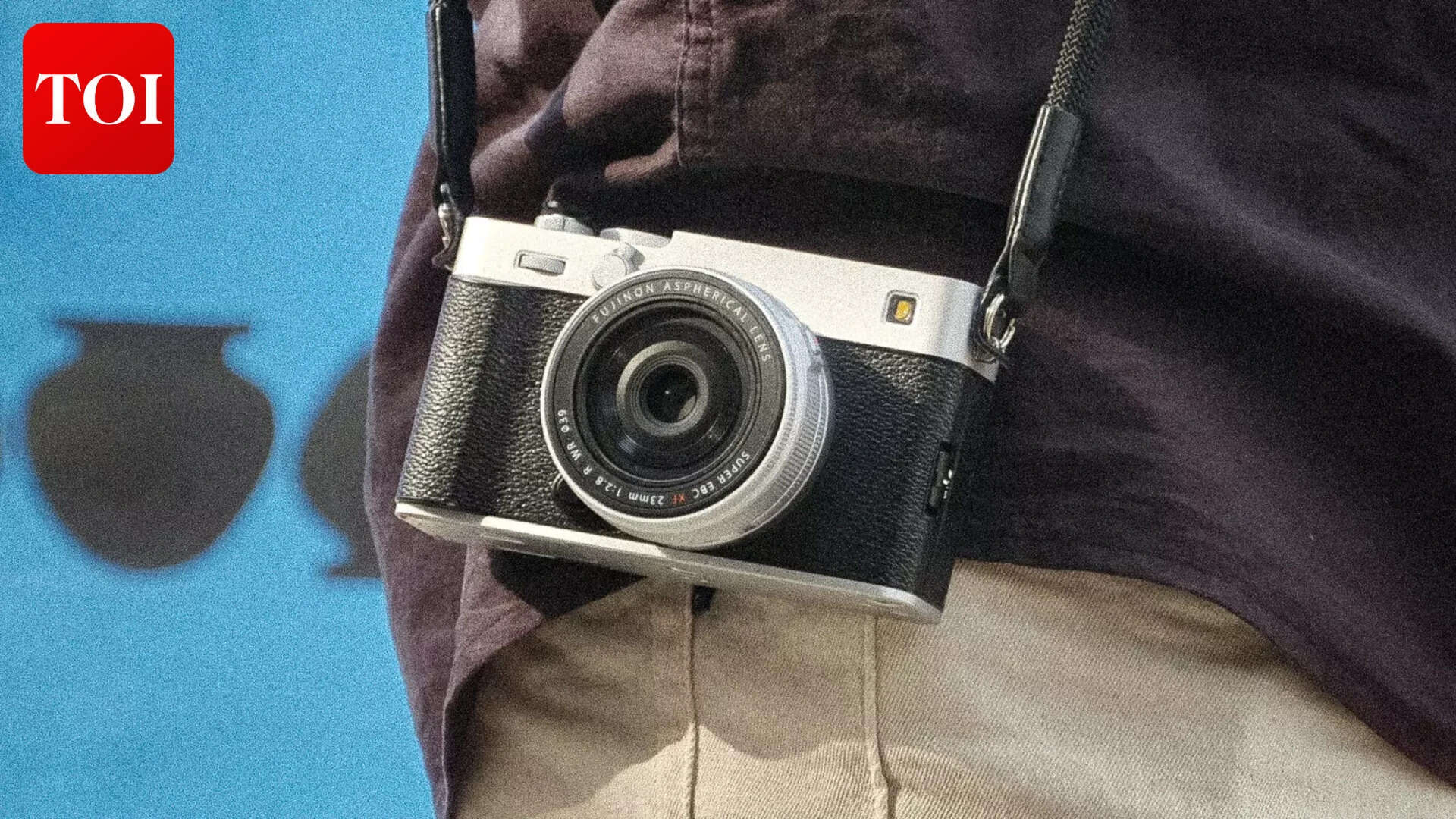 The kit lens stayed on for the product shots. The rope strap stayed on for everything else.