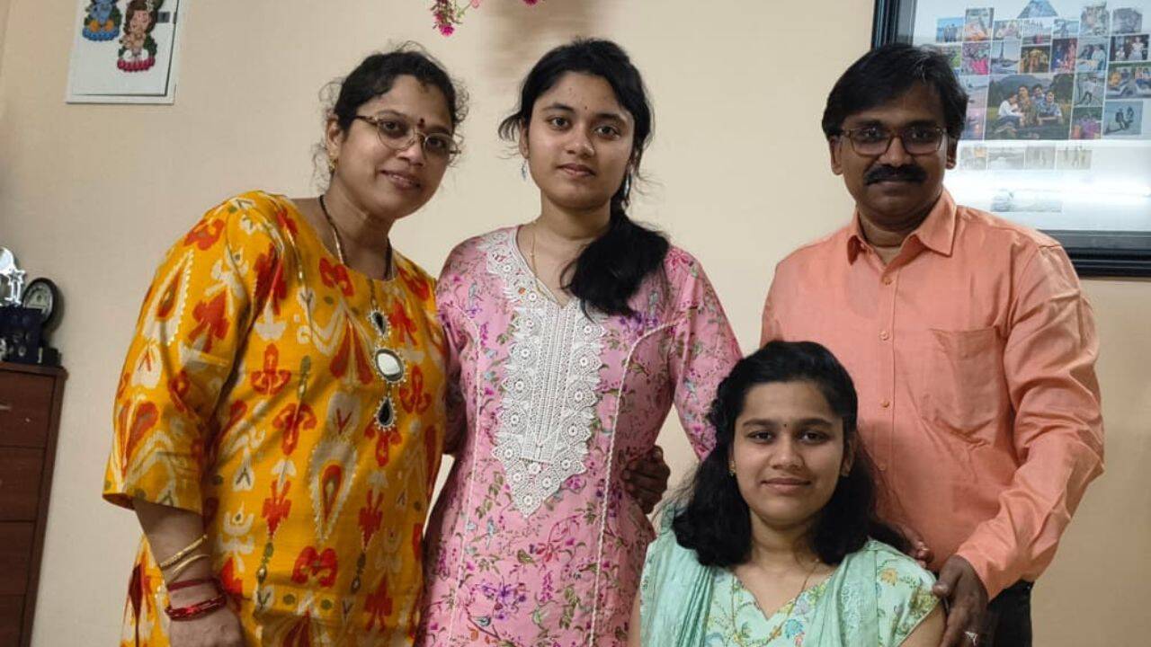 sahithi-varshinis-family-special-arrangements.jpg