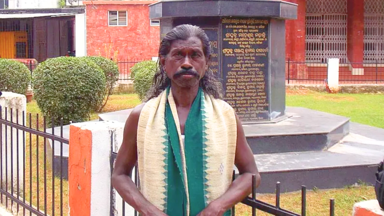 The Sahitya Akademi recognised Nag’s contribution to Koshali-Sambalpuri literature with the Bhasha Samman in 2017. The Sahitya Akademi recognised Nag’s contribution to Koshali-Sambalpuri literature with the Bhasha Samman in 2017.<br>