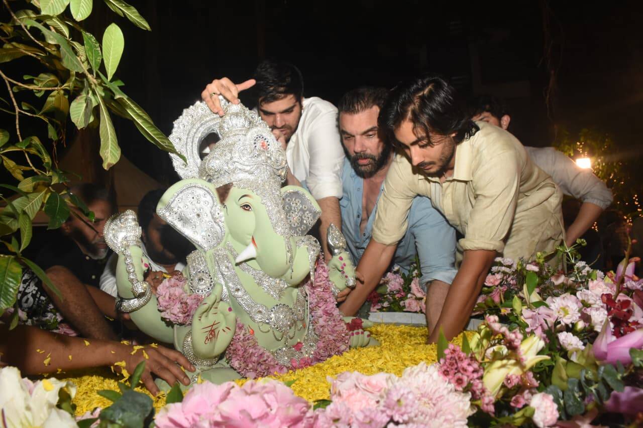 khan ganpati visarjan