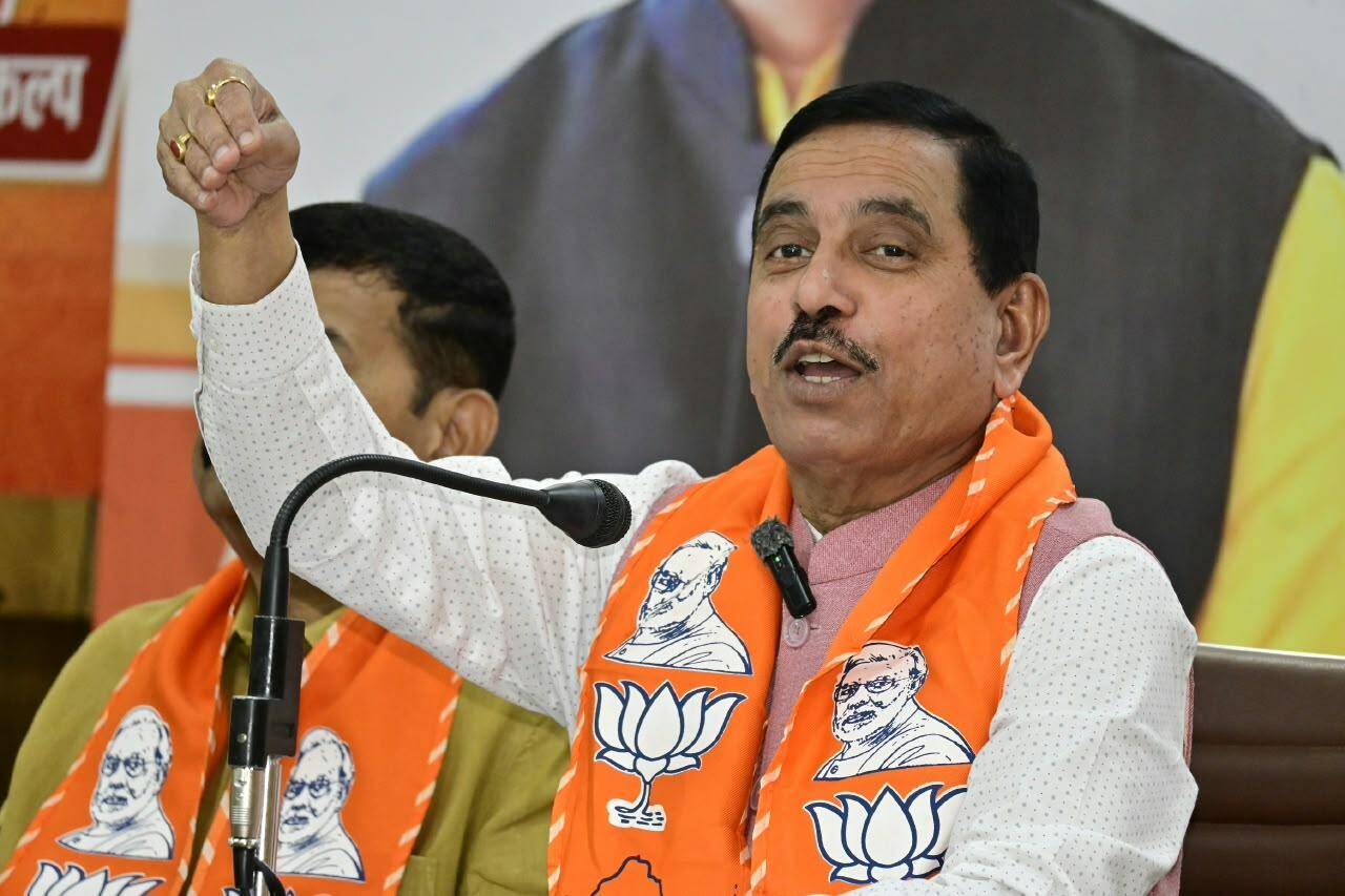 Union Minister Pralhad Joshi addresses media at BJP HQ (4).jpeg