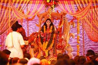 Over 25k Devotees Turn Up For Saraswati Puja At Sarsole