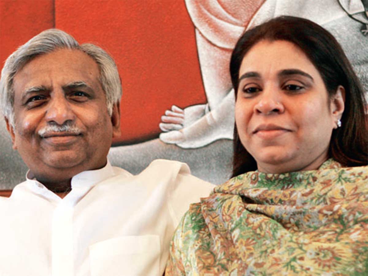 Hinduja Group: Naresh Goyal and wife Anita deplaned from London flight